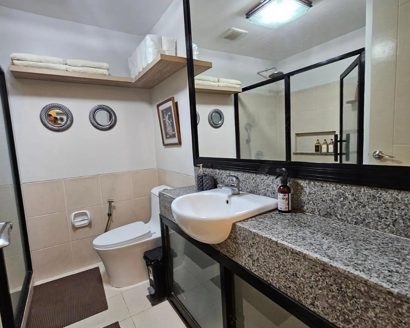 Verdon Parc 2 Bedroom Unit With Big Balcony Davao City